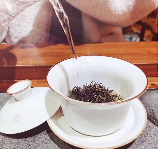 让茶友了解信阳红茶，以及信阳红茶冲泡方法
